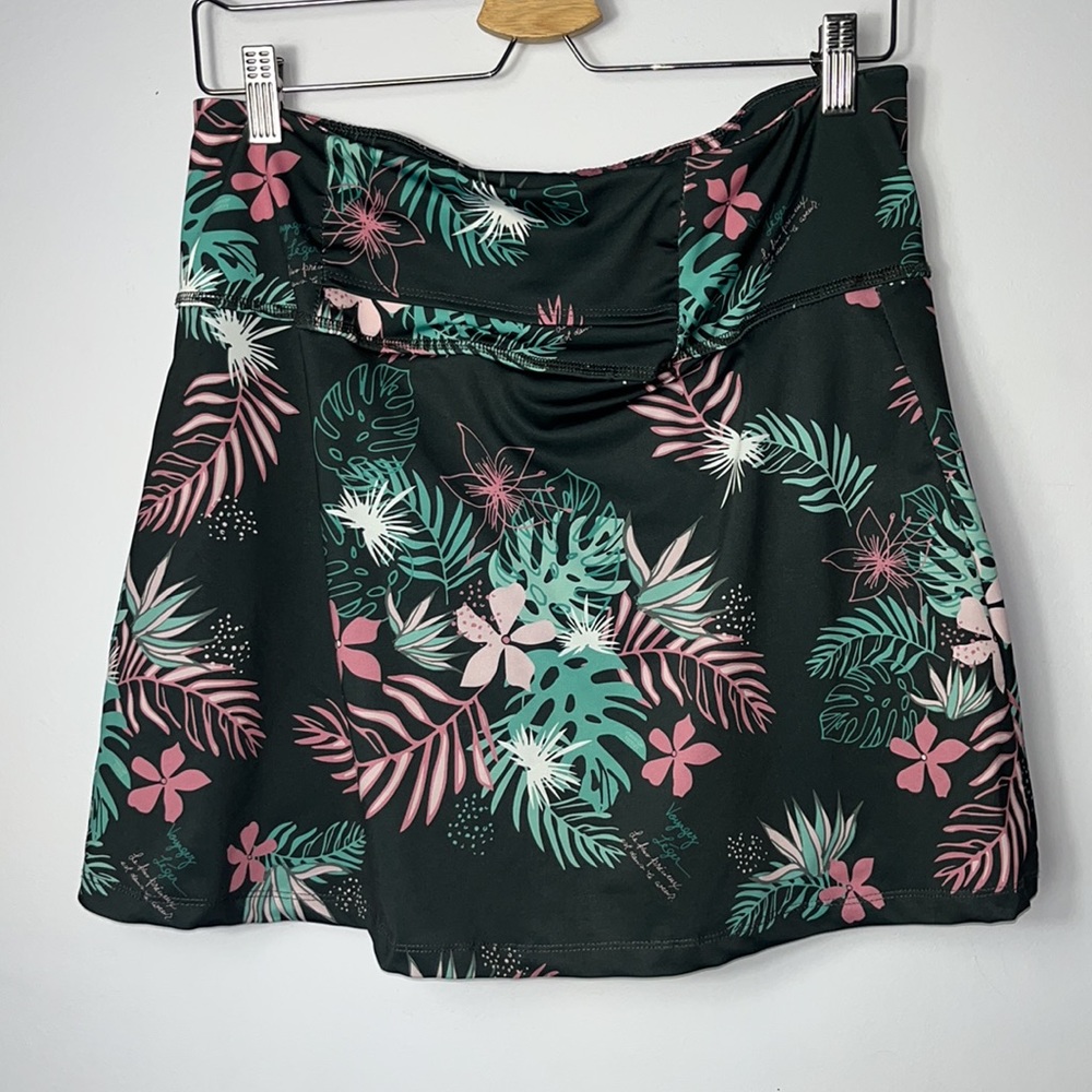 Message Factory Skort - Picture 2 of 9